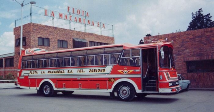 Flota La Macarena - Flota La Macarena, la empresa que se hizo grande abriendo caminos entre trochas y barriales