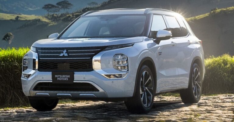 Mitsubishi Outlander - Mitsubishi llegará al Salón del Automóvil con grandes novedades y todos sus modelos; habrá sorpresas