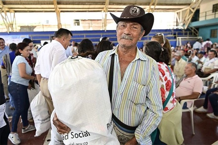  - Los proyectos de Gustavo Bolívar para los menos favorecidos de Colombia en la COP16