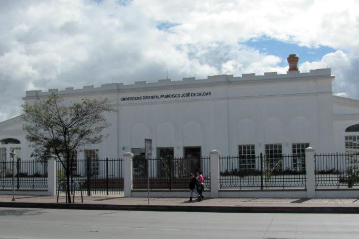 Aduanilla de Paiba Biblioteca de la Universidad Distrital - La historia del matadero municipal de Bogotá, el edificio que ahora es la Biblioteca de la U. Distrital