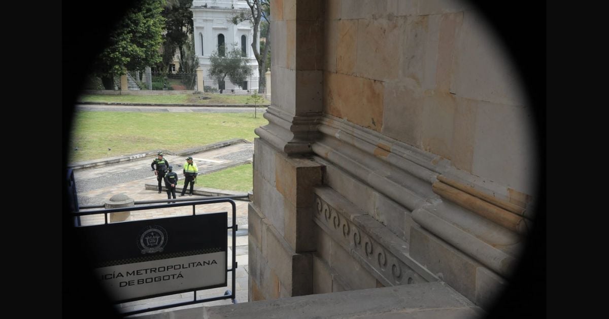 De cuando el fantasma de un policía “prestaba guardia” en el Congreso