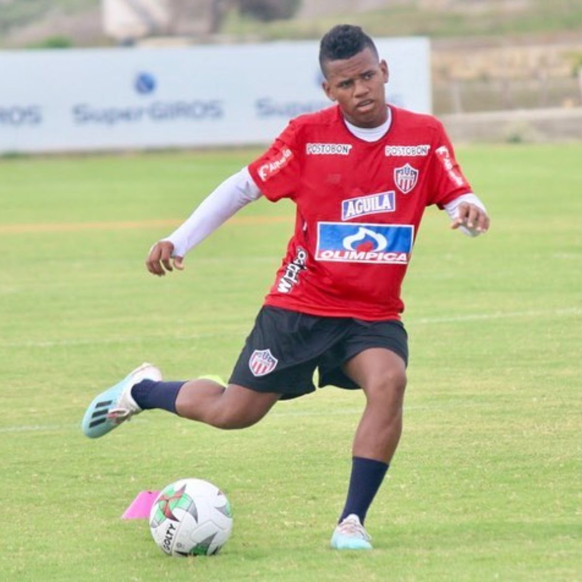 Roller Díaz hijos de Mane Díaz hermanos de Luis Díaz - Mane Díaz, un mago para producir estrellas del fútbol: 3 hijos, 3 cracks